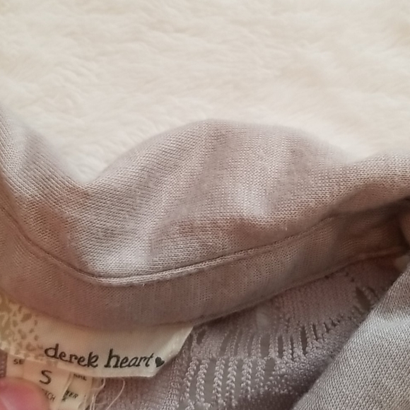 Junior's lacey sleeveless tank Derek Heart size S - Picture 2 of 5